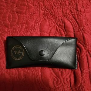 Ray-Ban Case